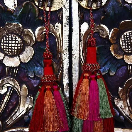 Villa Dazkarizeh73 *